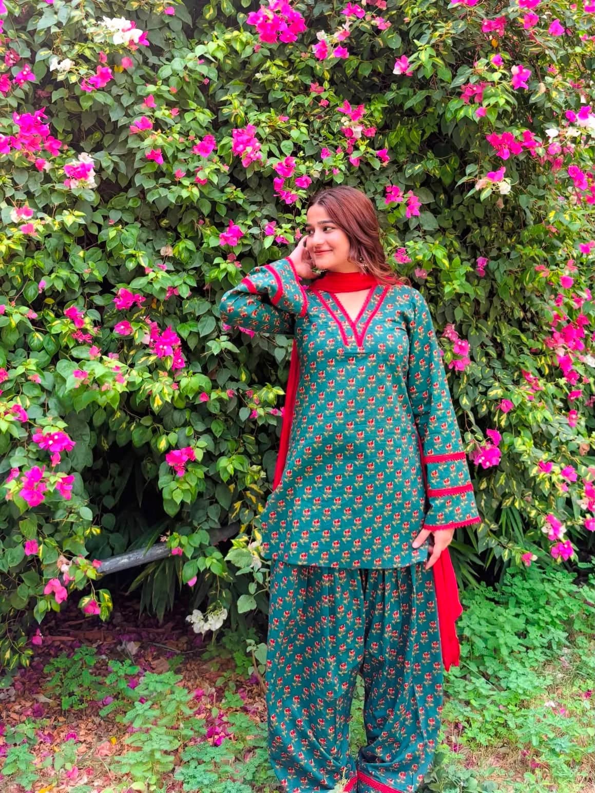 Shivanya Farsi suit 3
