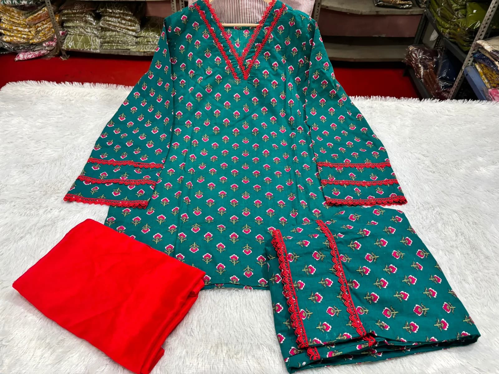 Shivanya Farsi suit 4