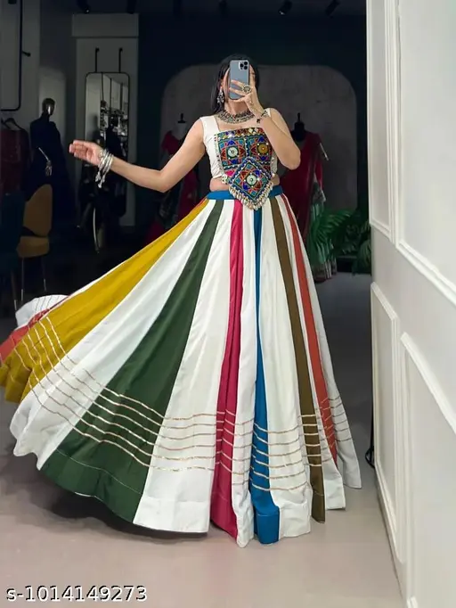 Priyanshi lehenga