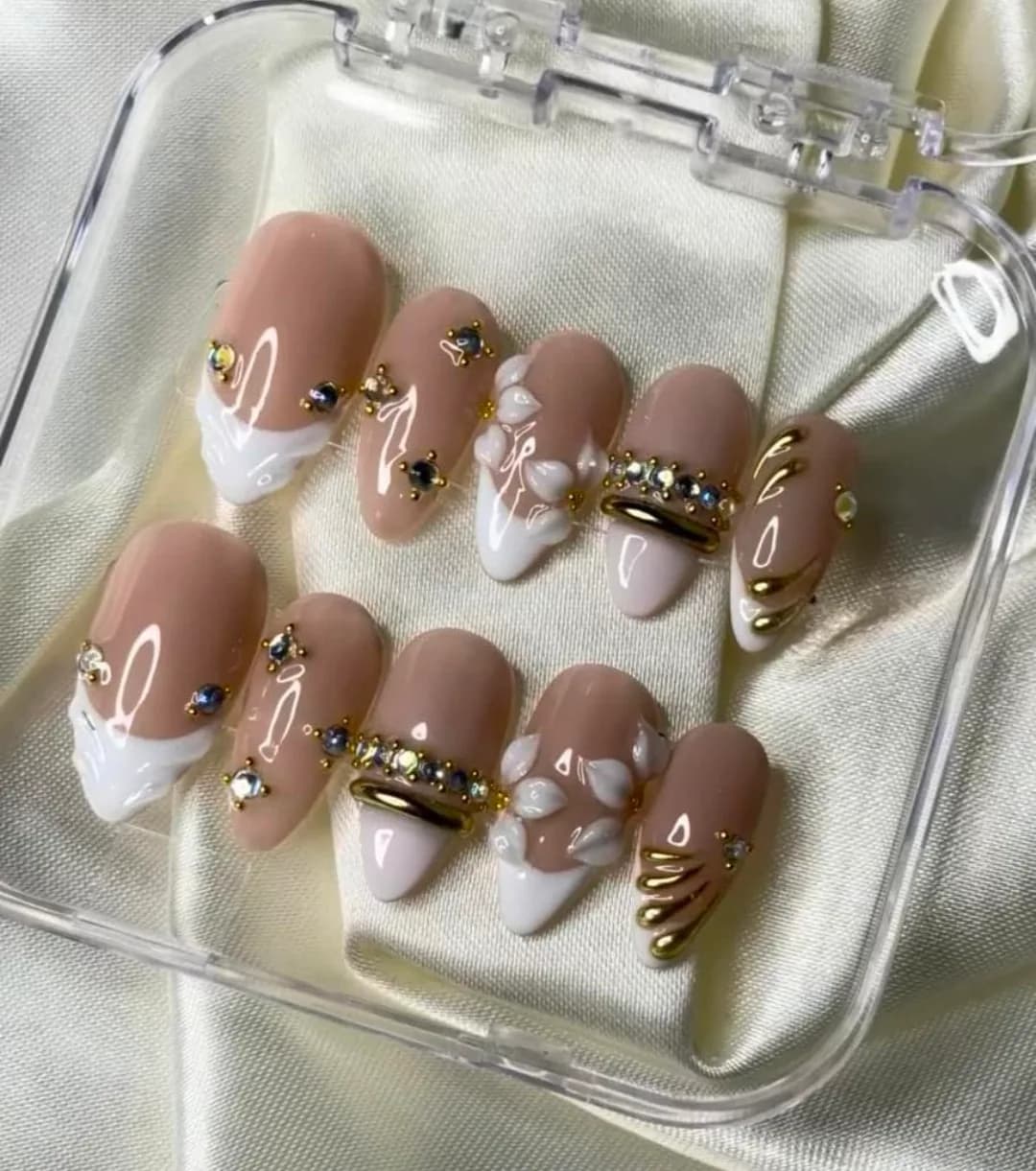 Hand made nails 3