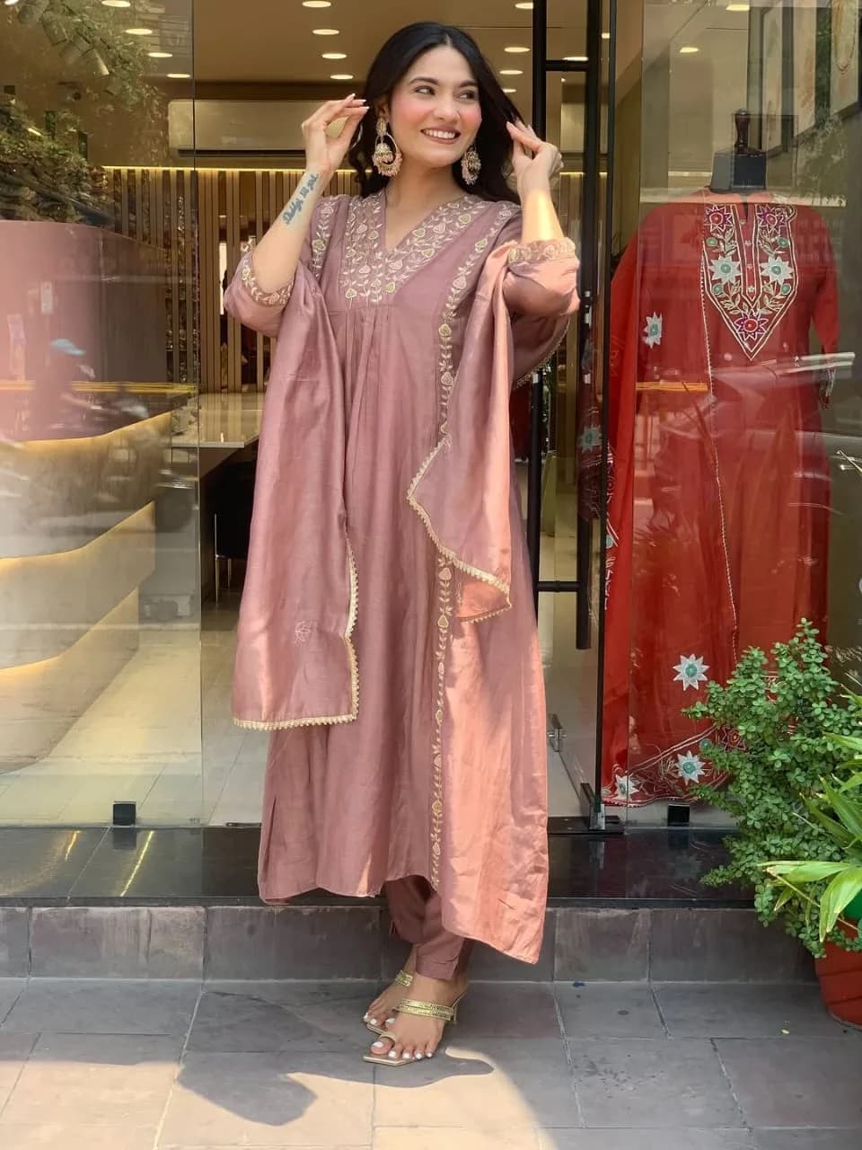 Surbhi  anarkali 4