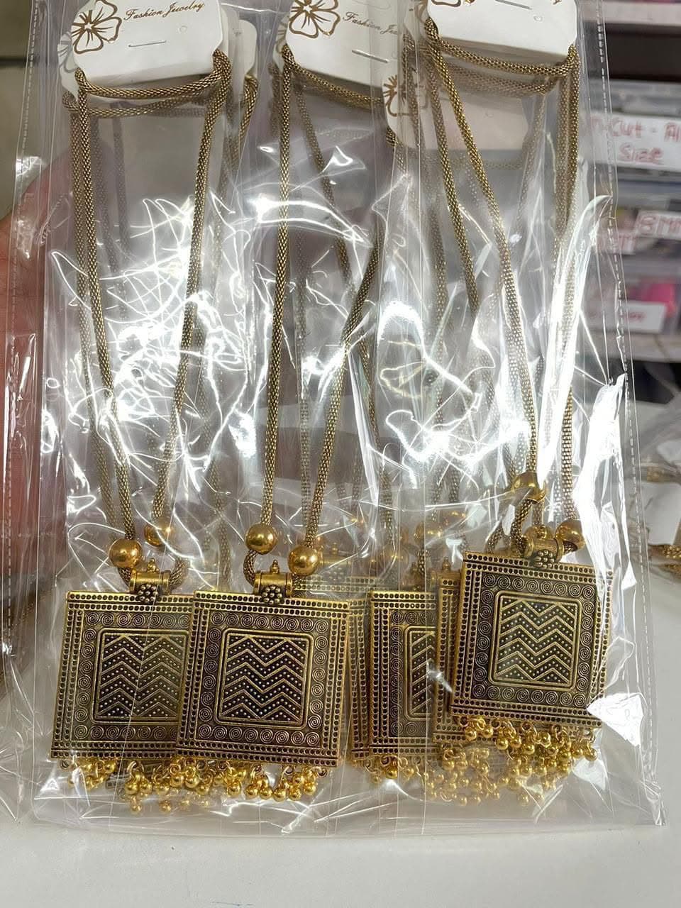 Reema necklace
