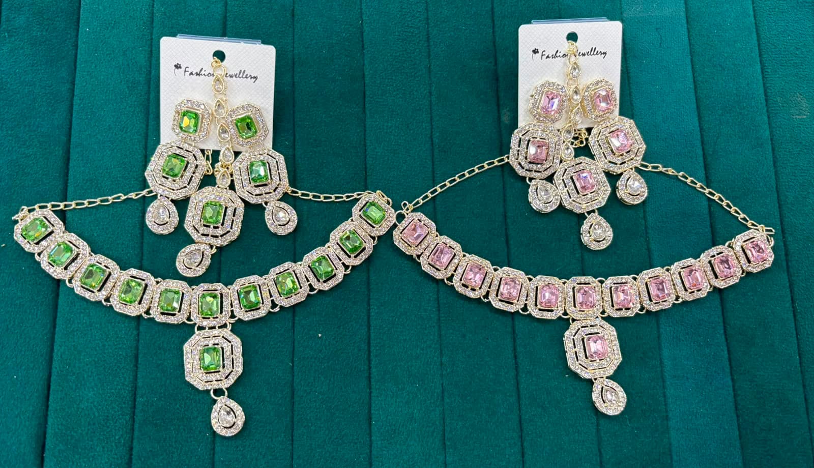 Supriya necklace